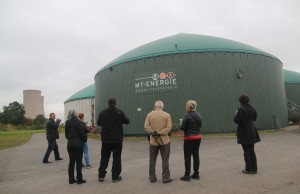 Bir gün önce yol üstünde uğradığımız gerçek biogaz tesisi