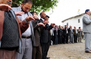 Fotoğraf: adanakent.com Yağışsızlık nedeniyle Türkiye'nin her yerinde çiftçiler yağmur duasına çıktı
