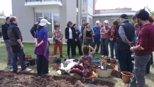 ÇEYO'da eğitimleri kompost uzmanı Dr. Huriye Kara veriyor