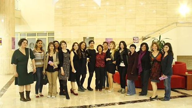 Festival açılışı sonrası Mersin kadın Emeği Kollektifi toplu halde