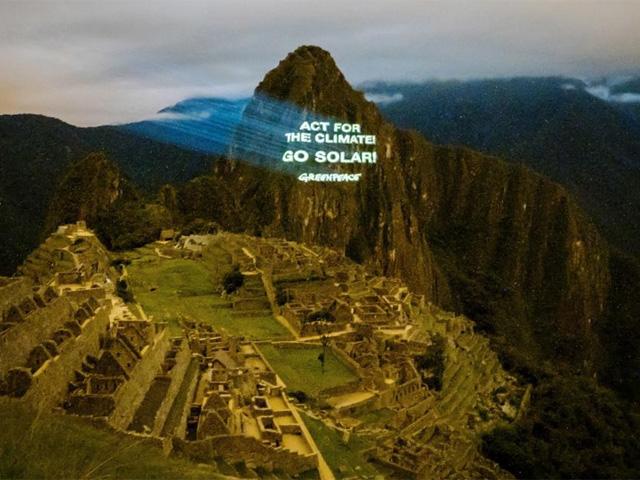 Greenpeace İklim Zirvesi'nin açılışı için Peru'nun ünlü İnka yerleşimi Machu Pichu'da eylem yaptı. İklim İçin Harekete Geç, Güüneşe Geç!