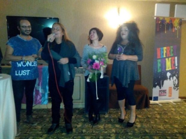 Dilek İnce Nefret Suçları ile Mücadele Onur ödülü bu yıl Mersin 7 Renk LGBT Derneği kurucu aktivistlerinden, Akdeniz Kent Konseyi koordinatörü ve HDK Çukurova Bölge Eşsözcüsü trans kadın Elif Tuna Şahin’e verildi