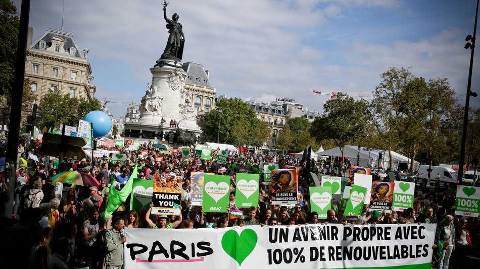 Paris Halkların İklim Yürüyüşü, 21 Eylül 2014. Fotoğraf: Thomas Padilla/AP images, AVAAZ/Associated Press için