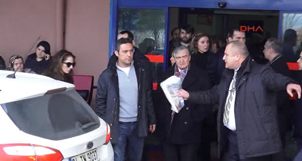Mustafa Koç'un eşi Caroline Koç, Rahmi Koç, Ali Koç hastaneye geldi