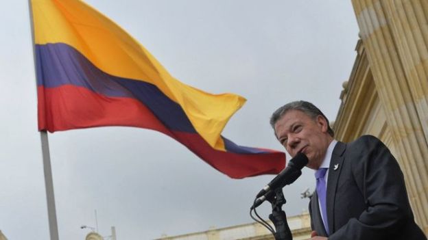Kolombiya lideri, anlaşmayı reddeden gruplarla görüşmelerini sürdürüyor.