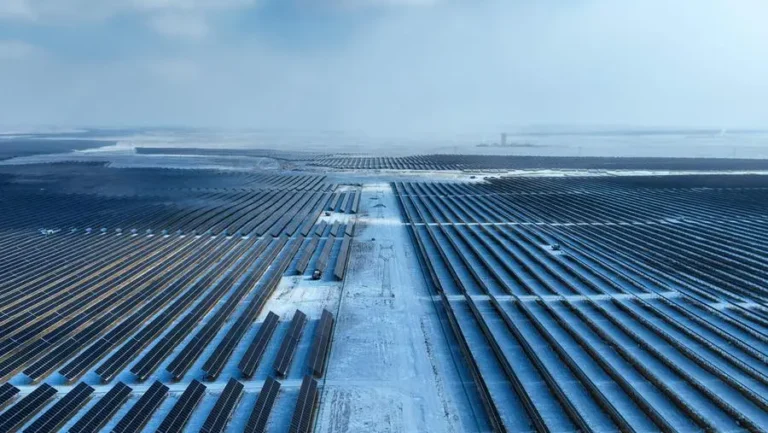 Çin, İngiltere’nin toplam elektrik üretimine eşdeğer temiz enerji üretti