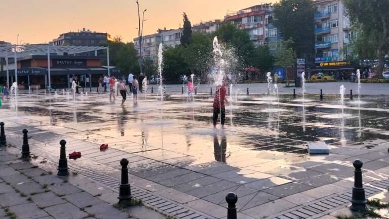 Türkiye son 53 yılın en sıcak Temmuz’unu yaşadı