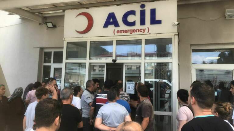 Hopa’da ormanı koruyan köylülere ateş açıldı: Bir kişi hayatını kaybetti