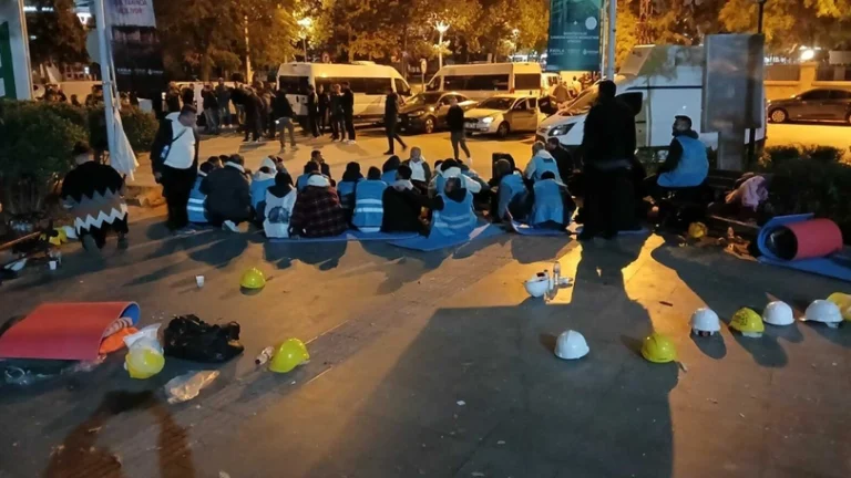 Ankara’da açlık grevi yapan Fernas işçilerine polis saldırısı: 37 gözaltı
